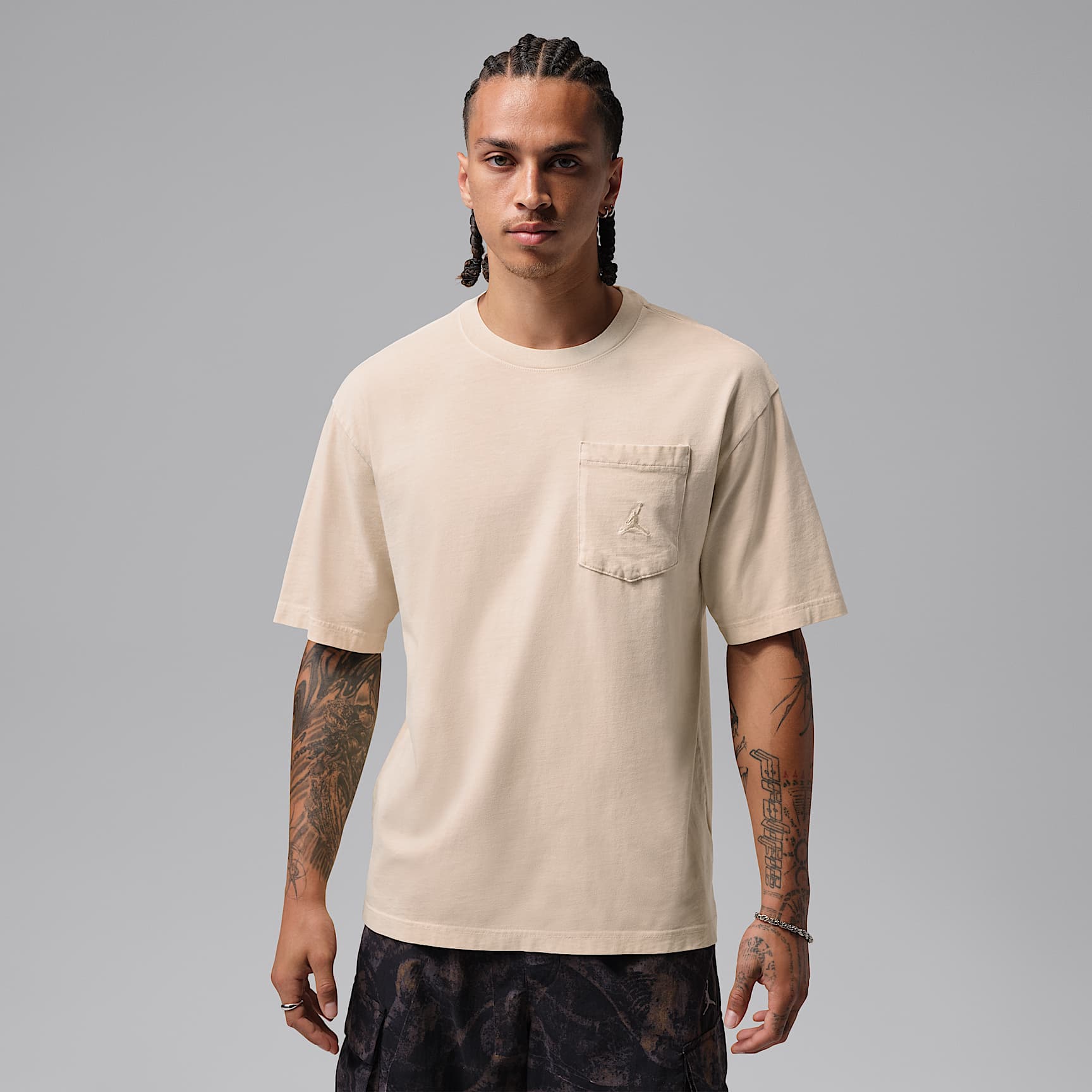 Jordan Brooklyn Men's Pocket T-Shirt. Nike JP